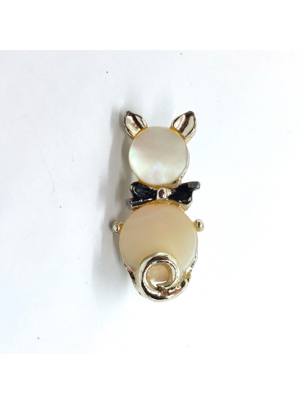 Vintage Cat Brooch Pin Mother of Pearl Shell Inlay Bow Tie Kitty Feline Lapel